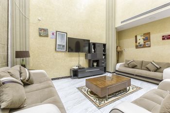 La Rive Hotels & Suites (Formerly known as Ghosn Al Banafsej) 4*