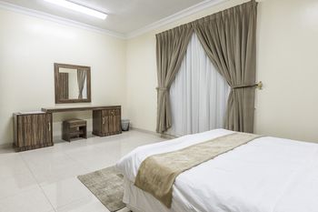 La Rive Hotels & Suites (Formerly known as Ghosn Al Banafsej) 4*