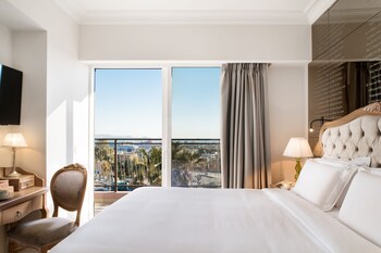 Metaxa Hotel 5*