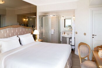 Metaxa Hotel 5*