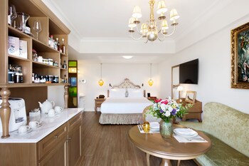 Metaxa Hotel 5*
