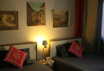 Kudi Hostel 2*