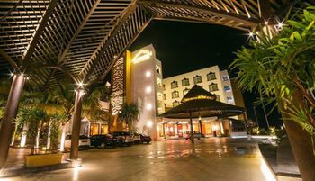 Rudraksh Club & Resort 4*