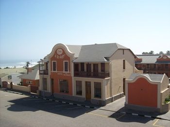 Hotel A La Mer 3*