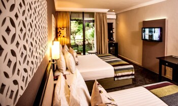 Sabi River Sun 4*