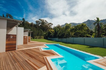 A Riverbed Guesthouse 4*