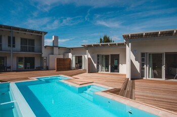 A Riverbed Guesthouse 4*