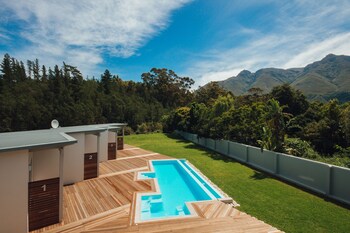 A Riverbed Guesthouse 4*