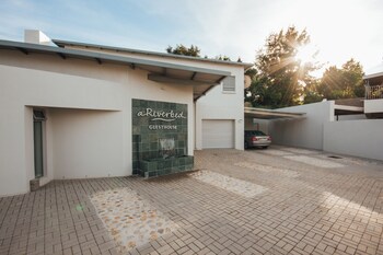 A Riverbed Guesthouse 4*