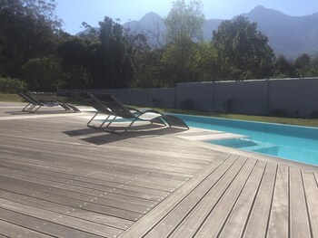 A Riverbed Guesthouse 4*