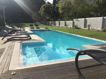 A Riverbed Guesthouse 4*