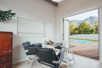 A Riverbed Guesthouse 4*