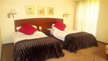 Benvenuto Hotel and Conference Centre 3*