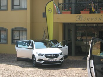 Benvenuto Hotel and Conference Centre 3*
