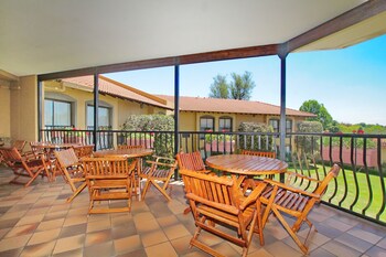 Benvenuto Hotel and Conference Centre 3*