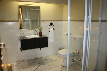 Benvenuto Hotel and Conference Centre 3*