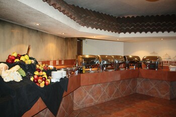 Benvenuto Hotel and Conference Centre 3*