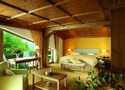 Interalpen Hotel Tyrol 5*