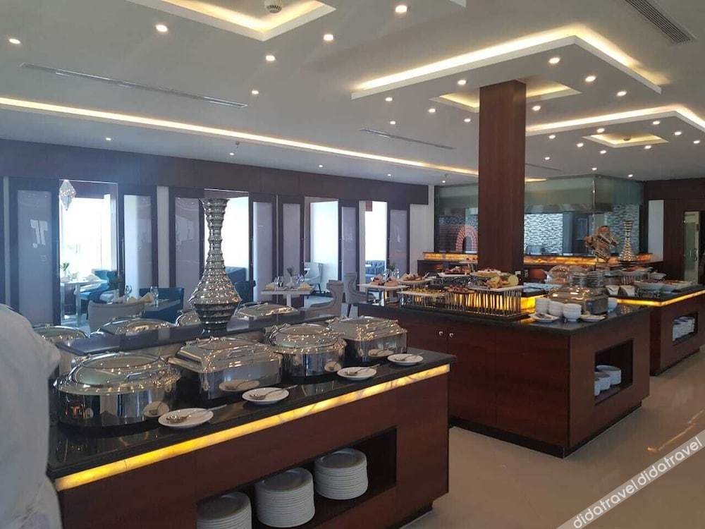 The District Hotel Najran 0*