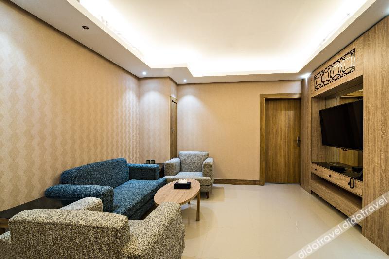 Mirnian Hotel 3*
