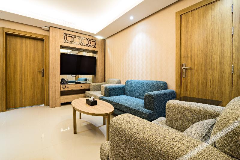 Mirnian Hotel 3*