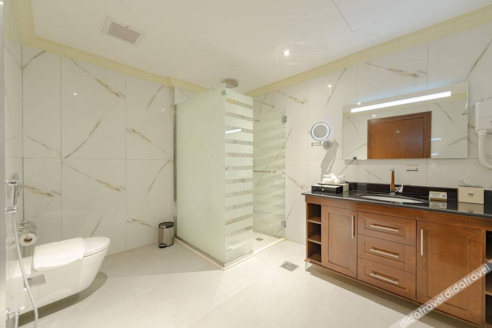 WA hotel 4*