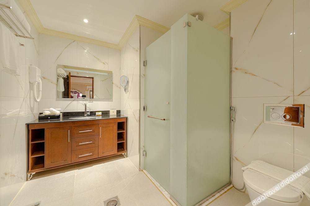 WA hotel 4*