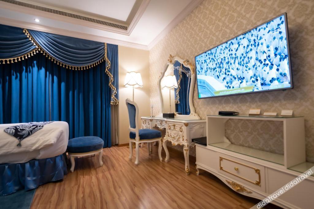 WA hotel 4*