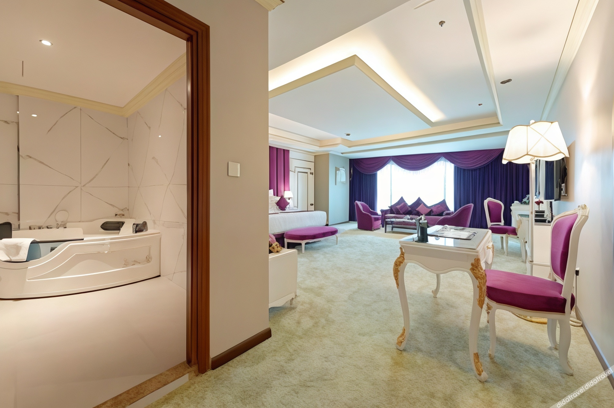 WA hotel 4*