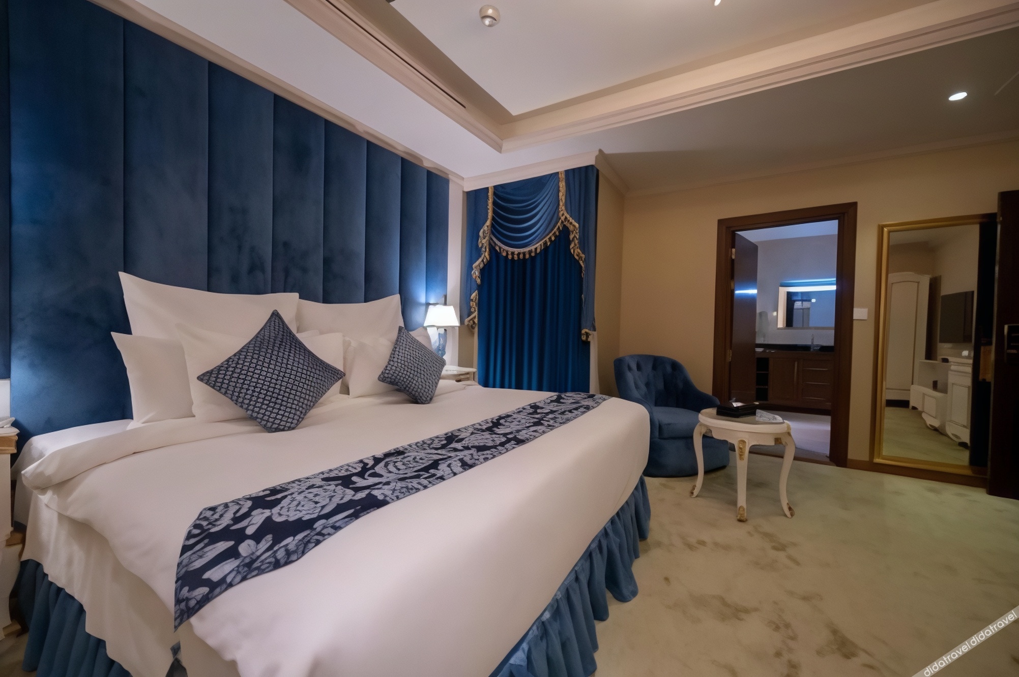 WA hotel 4*