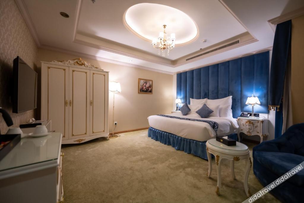 WA hotel 4*