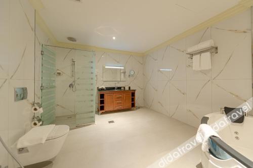 WA hotel 4*