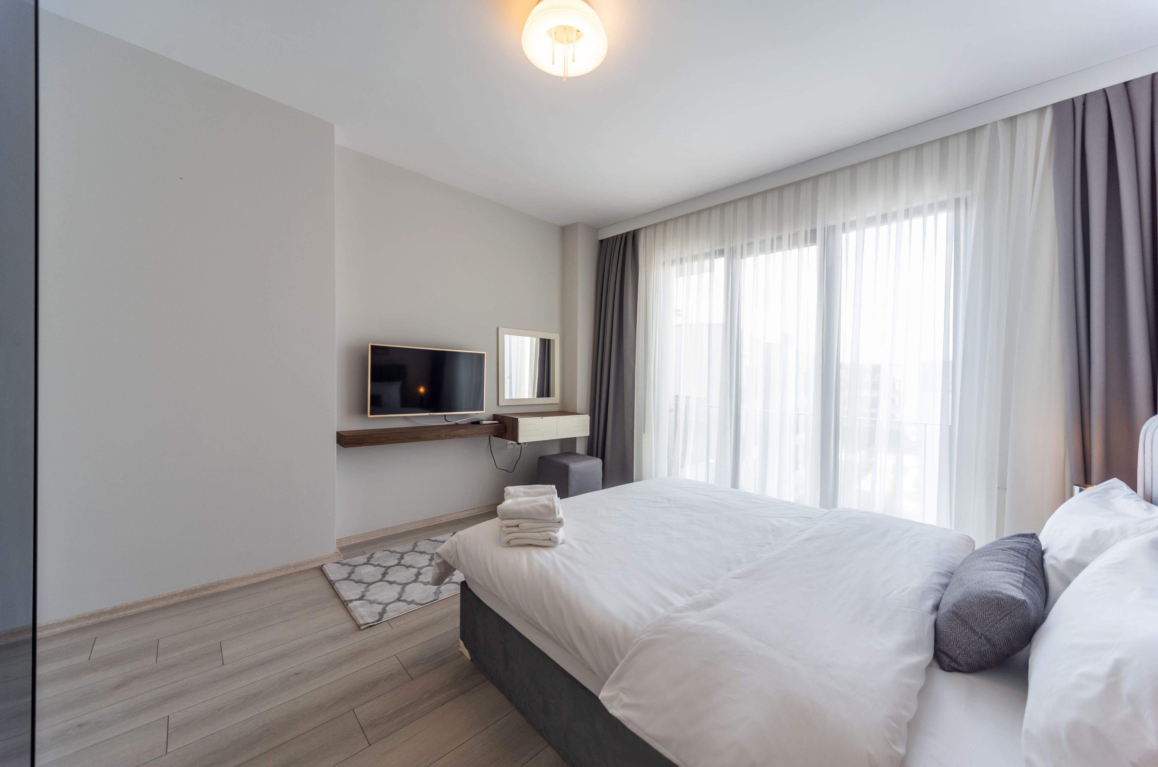 Green Hills Suites 0*