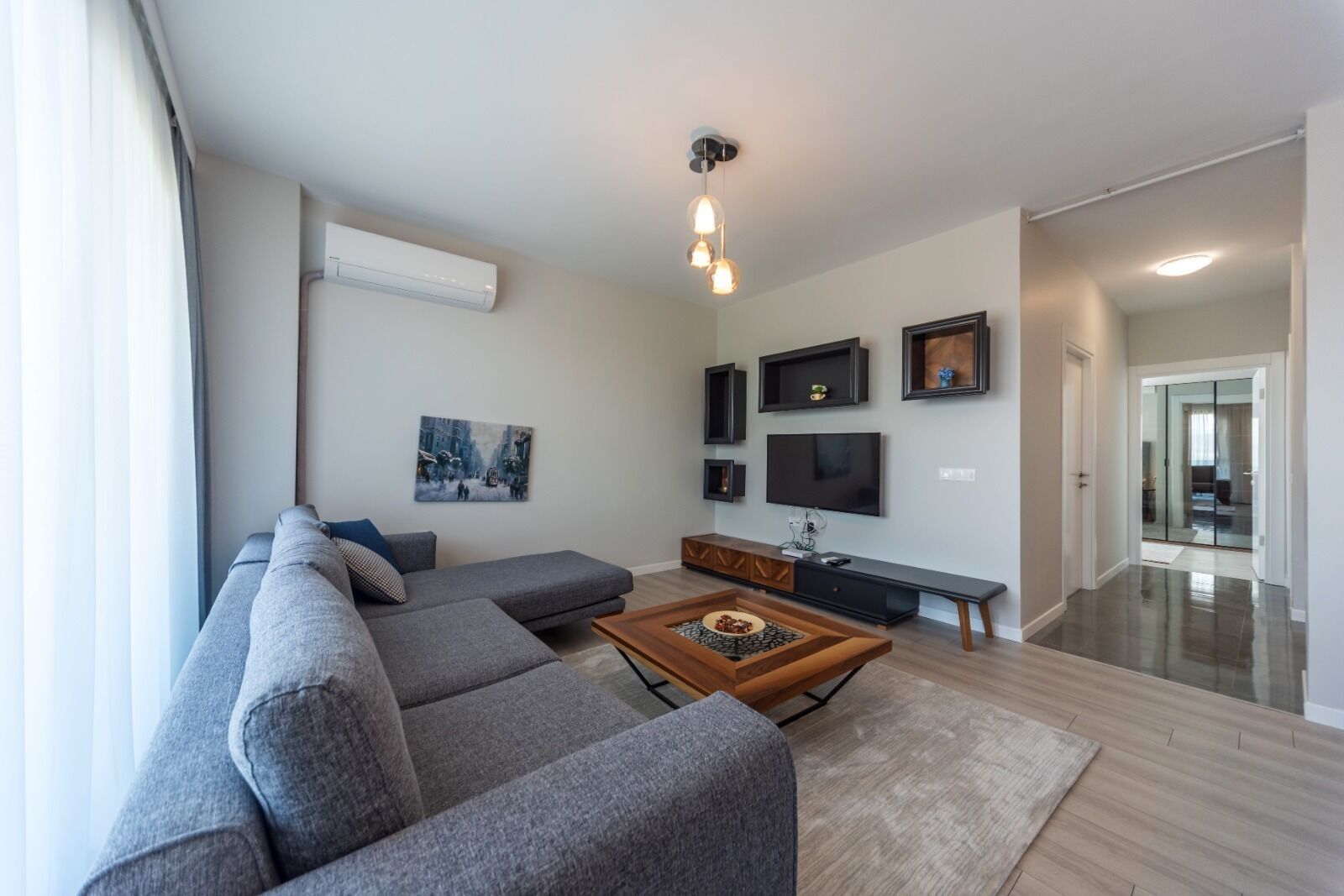 Green Hills Suites 0*