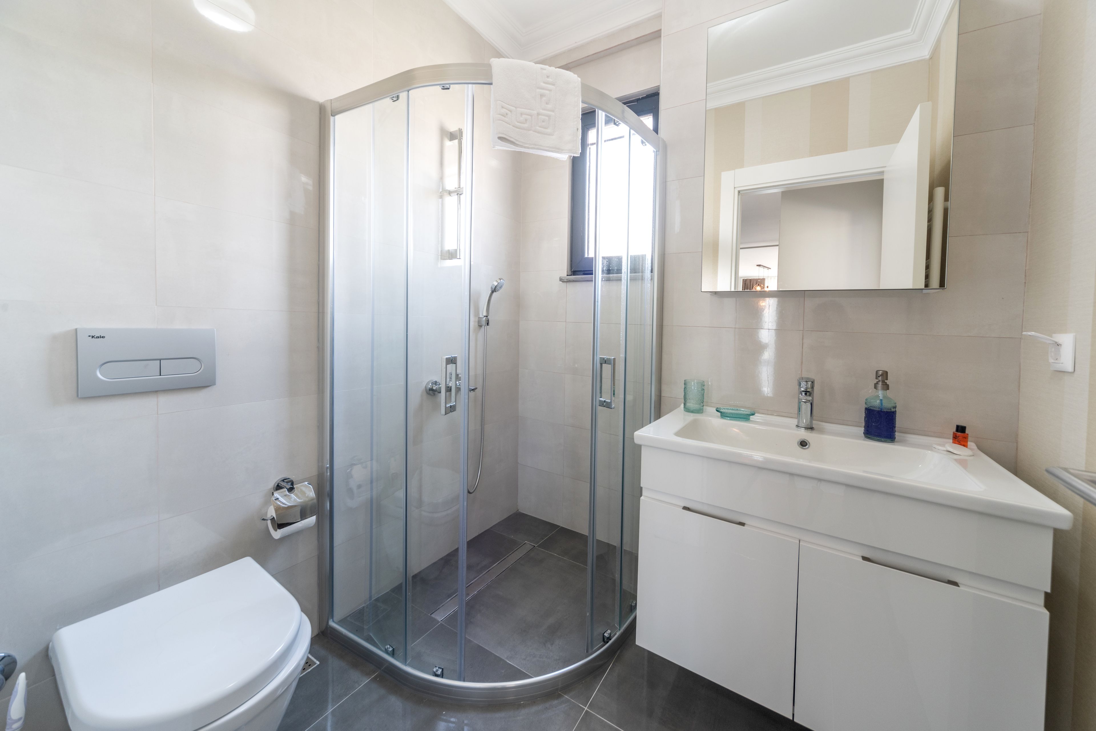 Green Hills Suites 0*