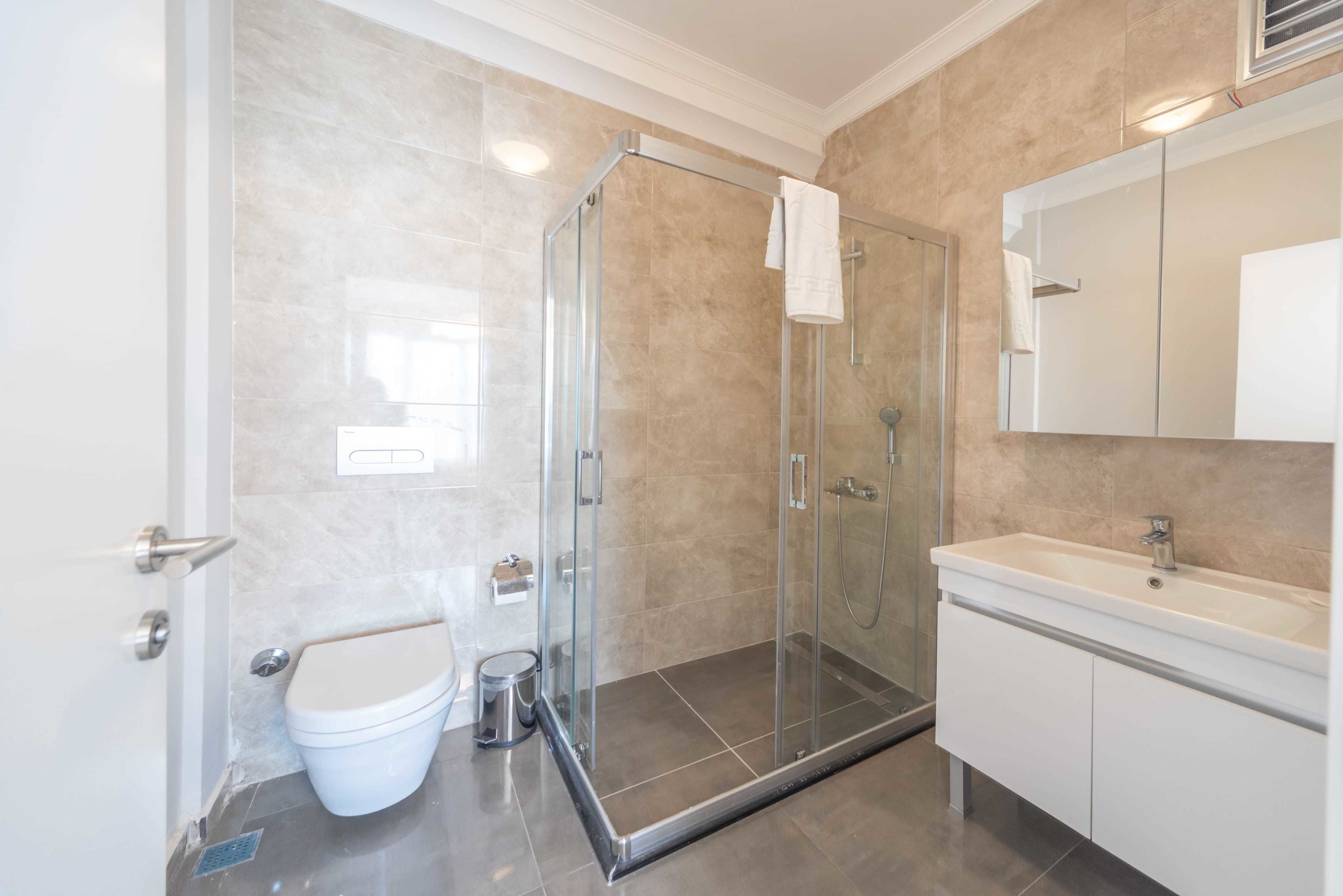 Green Hills Suites 0*