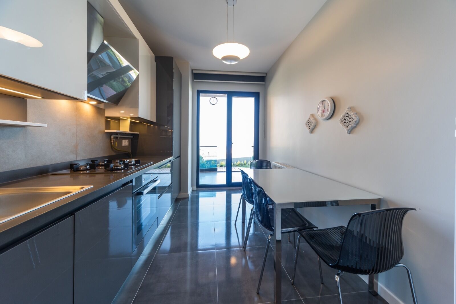 Green Hills Suites 0*