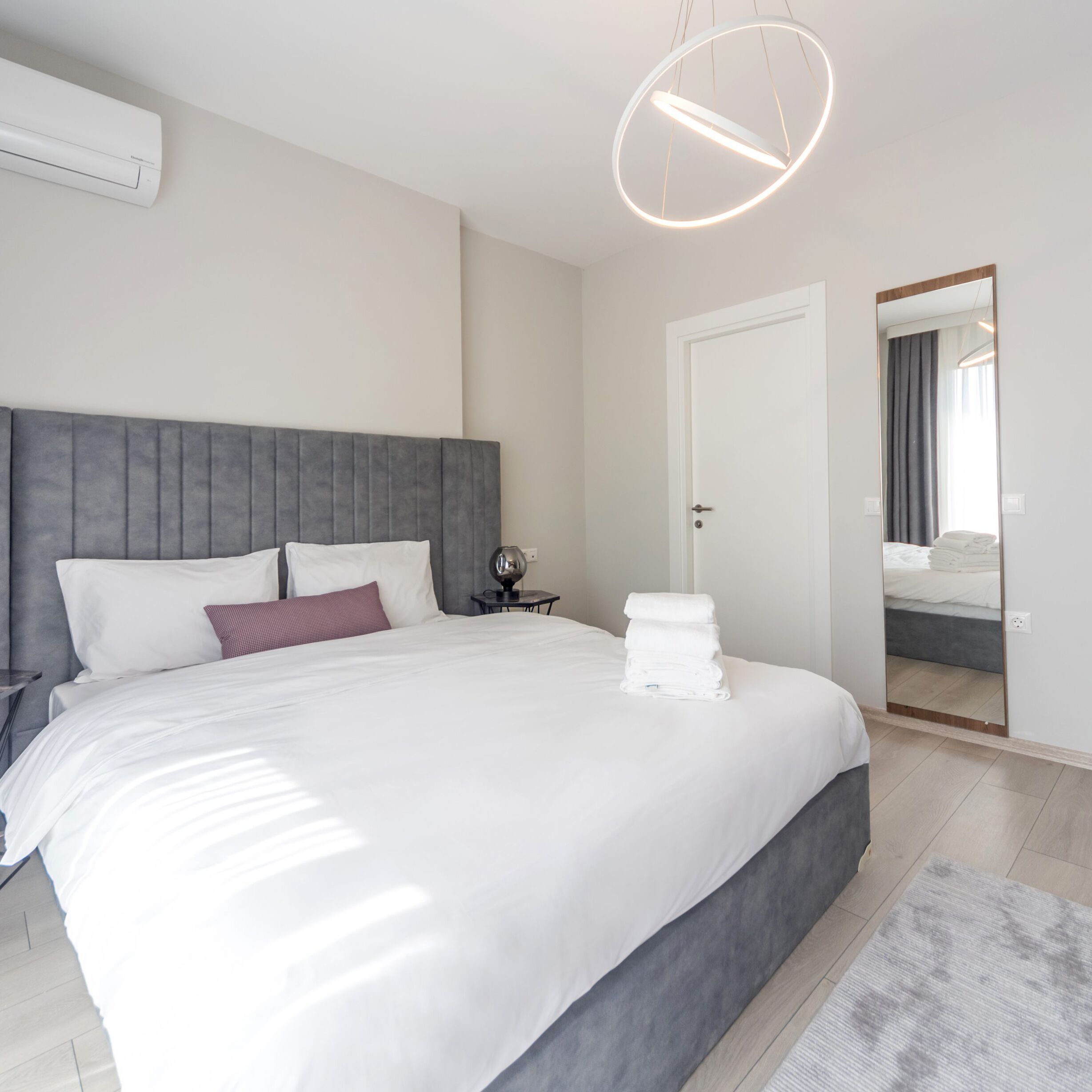 Green Hills Suites 0*