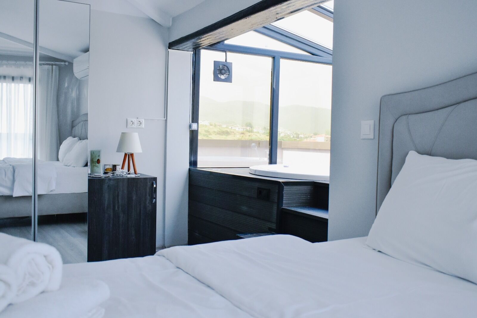 Green Hills Suites 0*