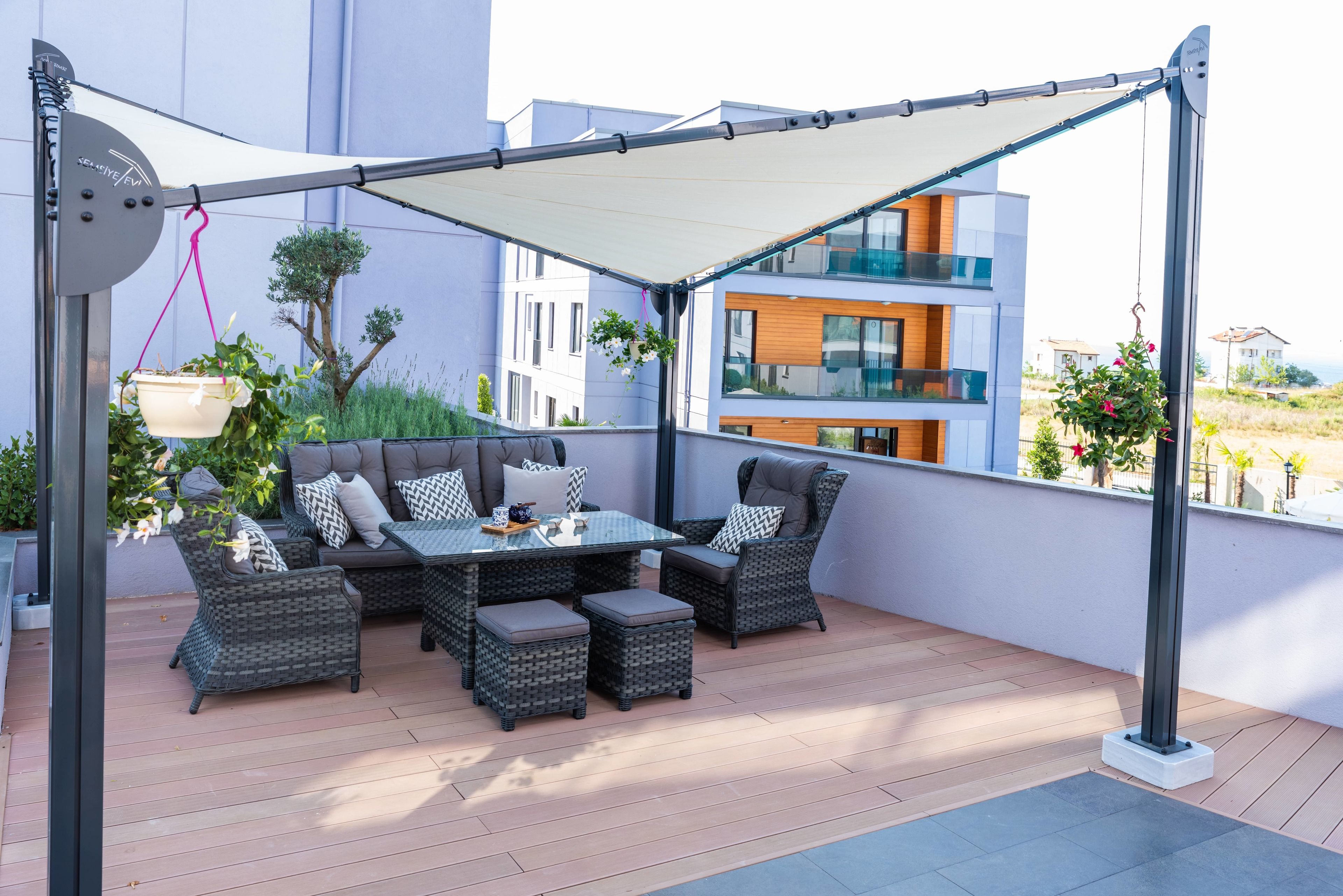 Green Hills Suites 0*