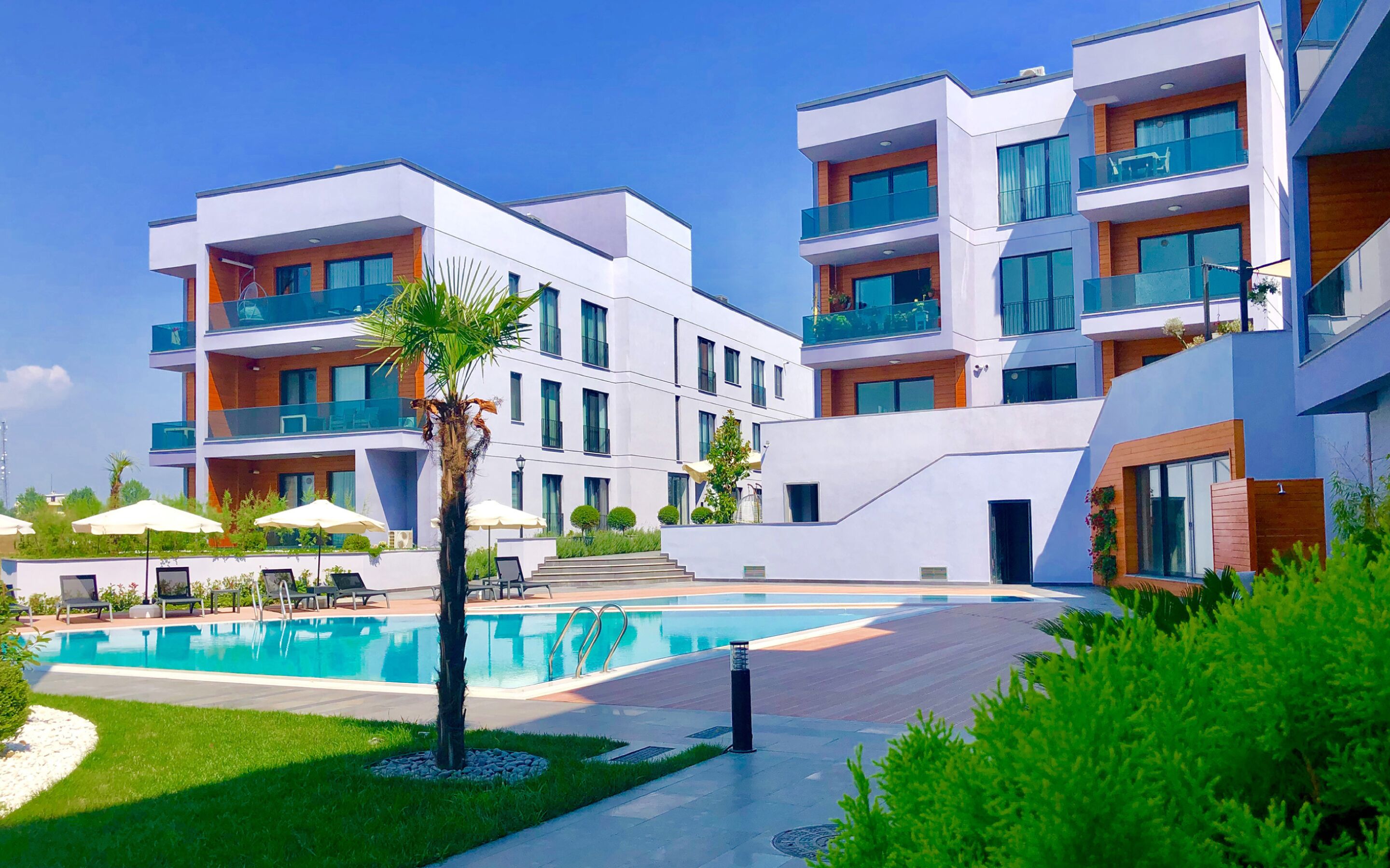 Green Hills Suites 0*
