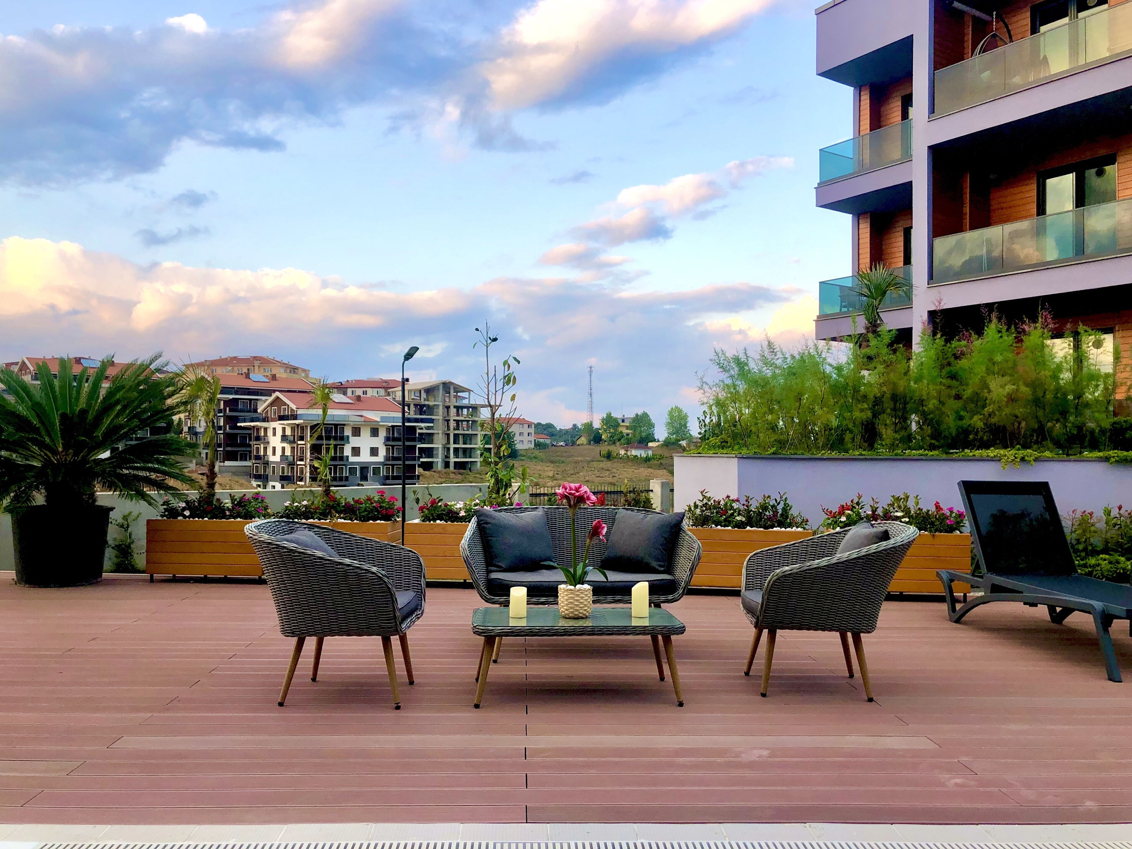 Green Hills Suites 0*