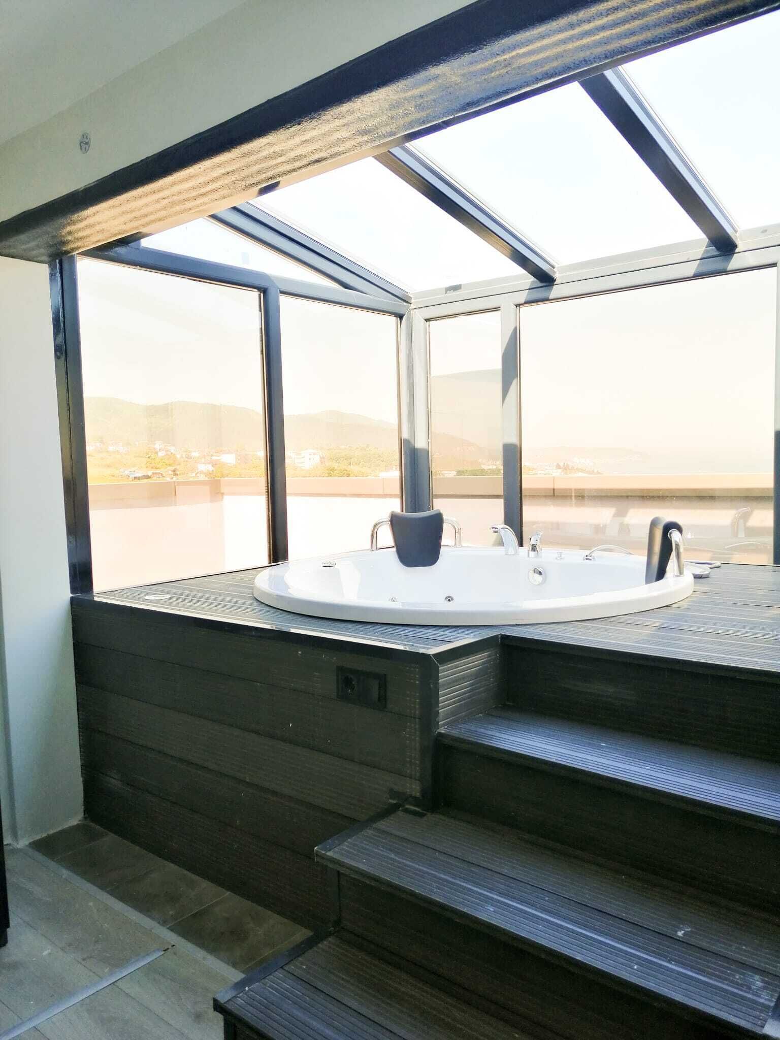 Green Hills Suites 0*