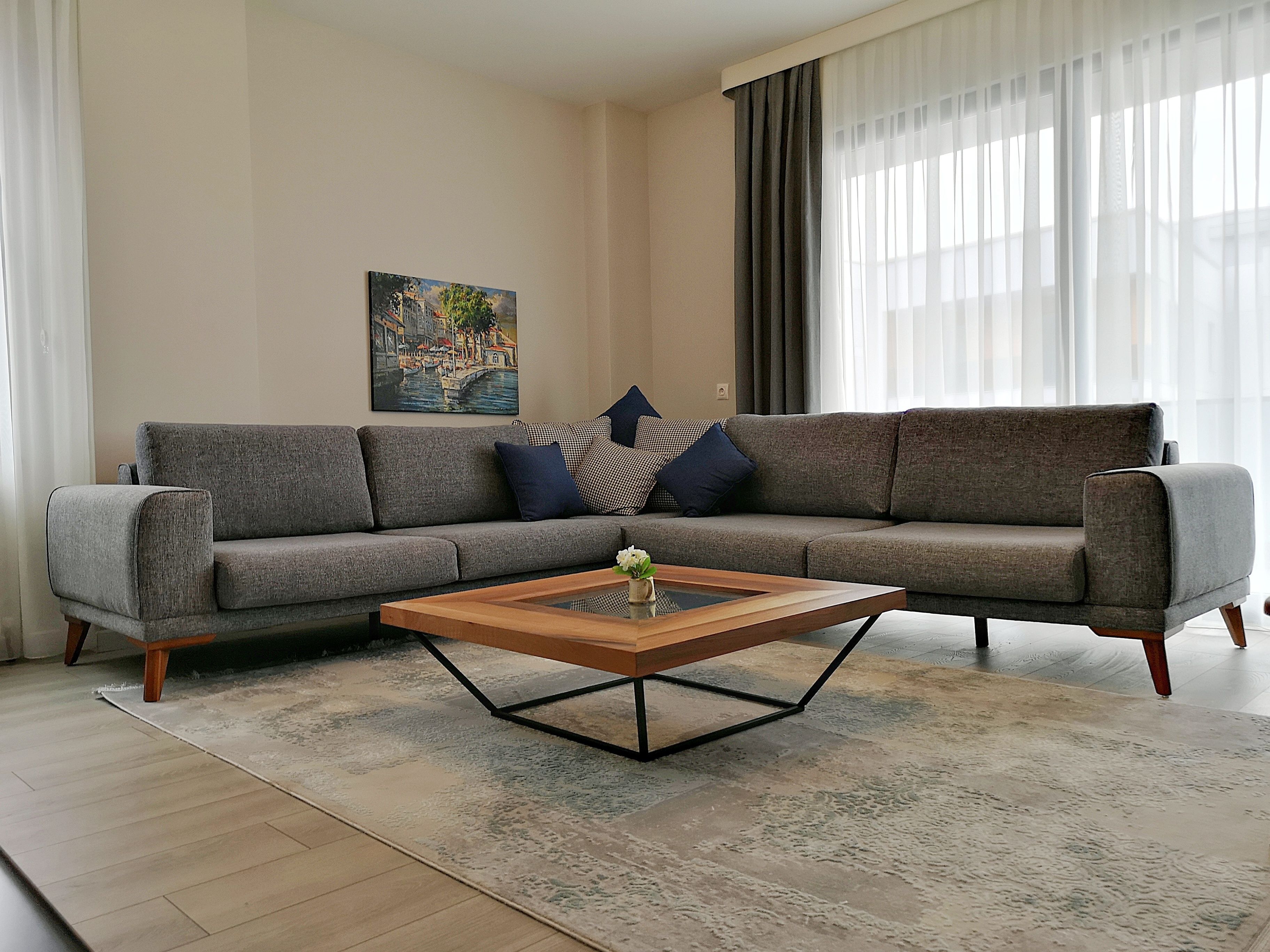 Green Hills Suites 0*