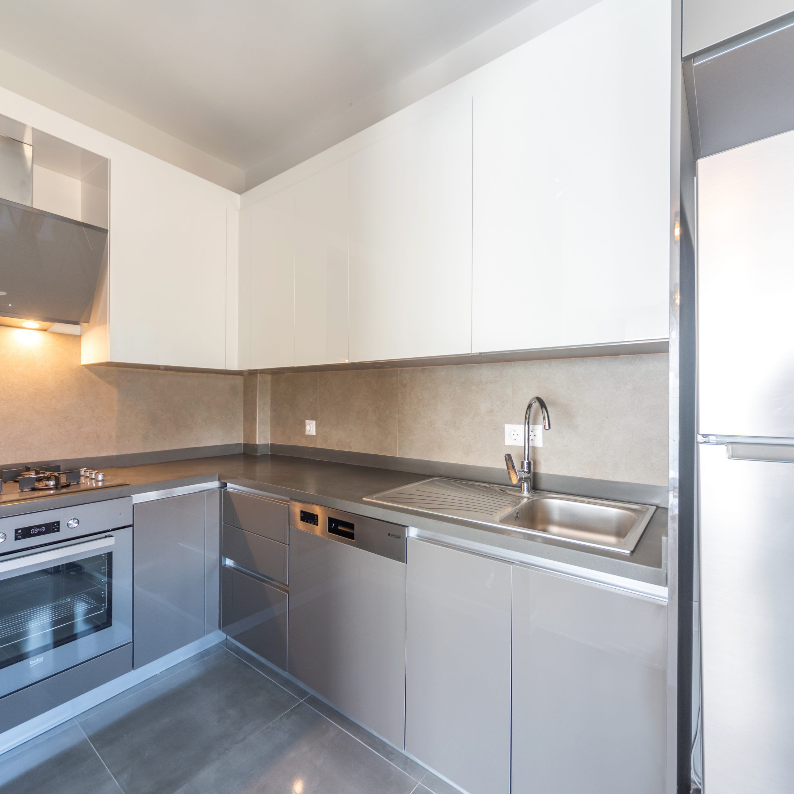 Green Hills Suites 0*