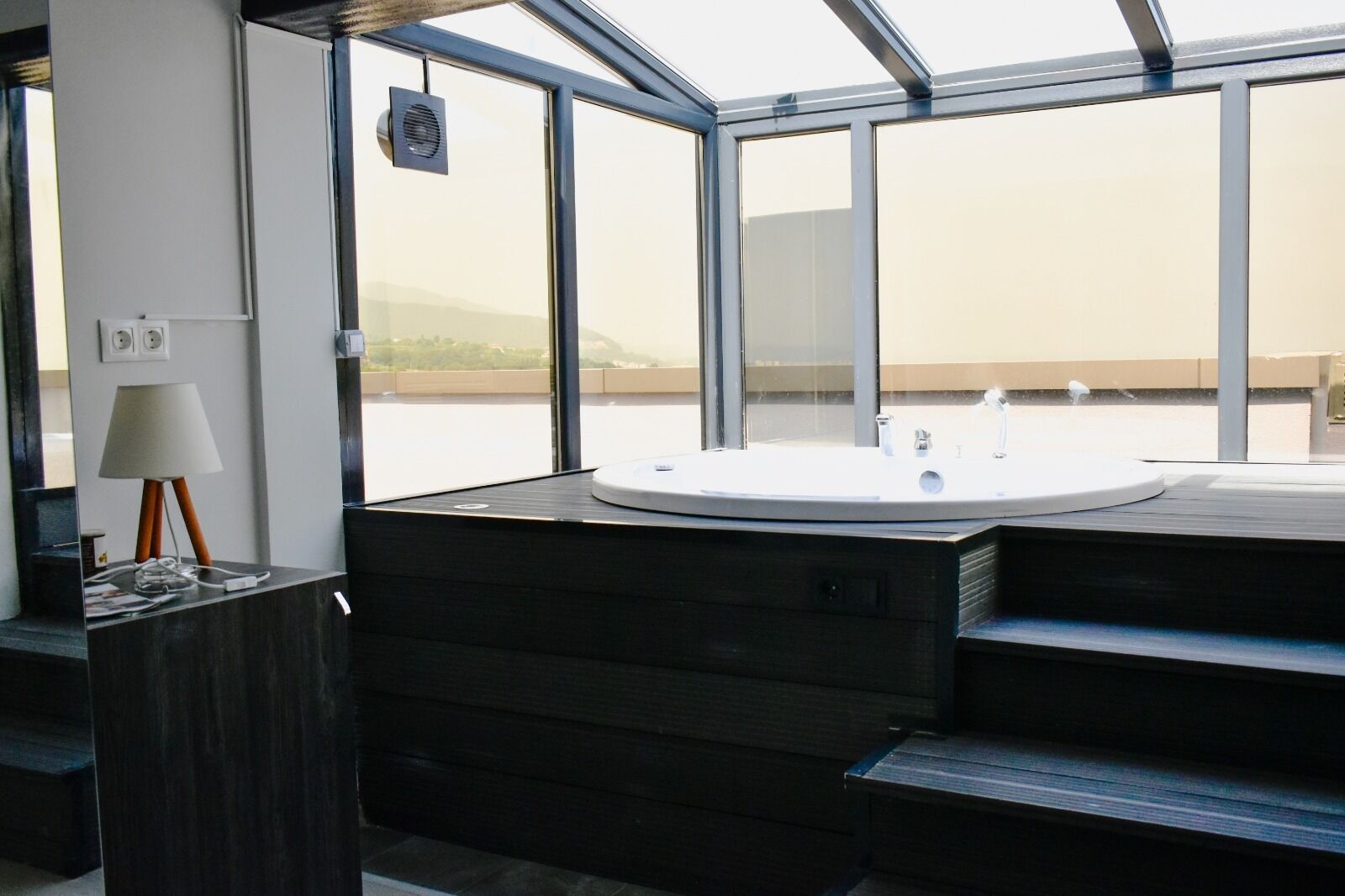 Green Hills Suites 0*