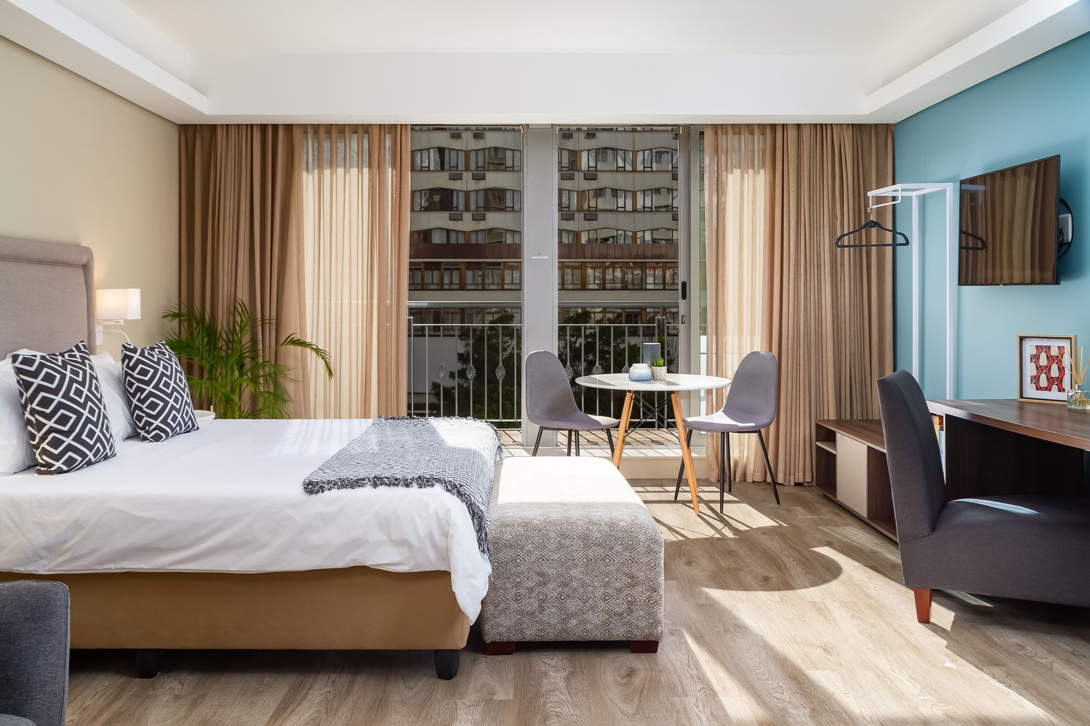 WINK Foreshore 3*