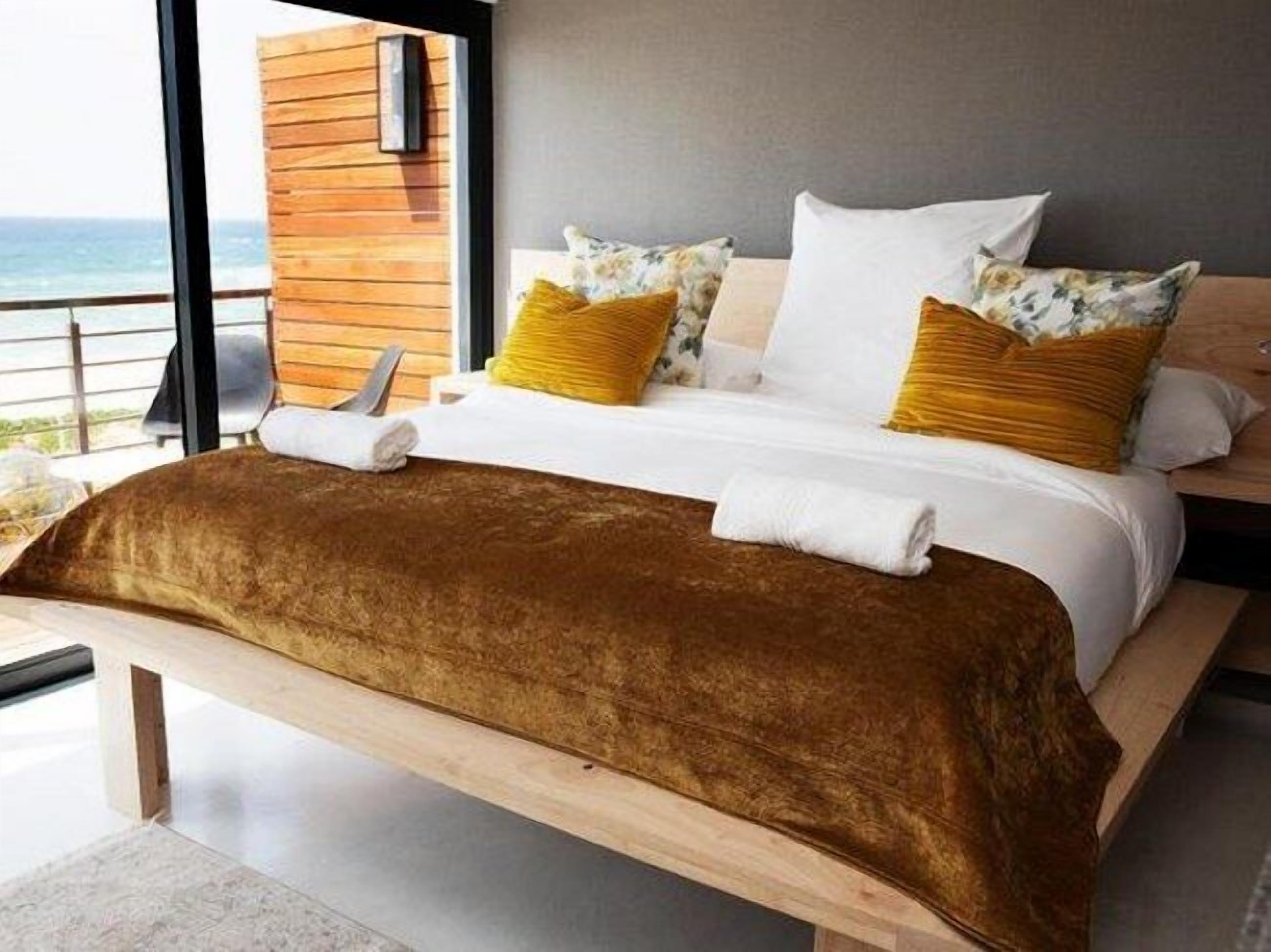 North Star Micro Hotel 3*