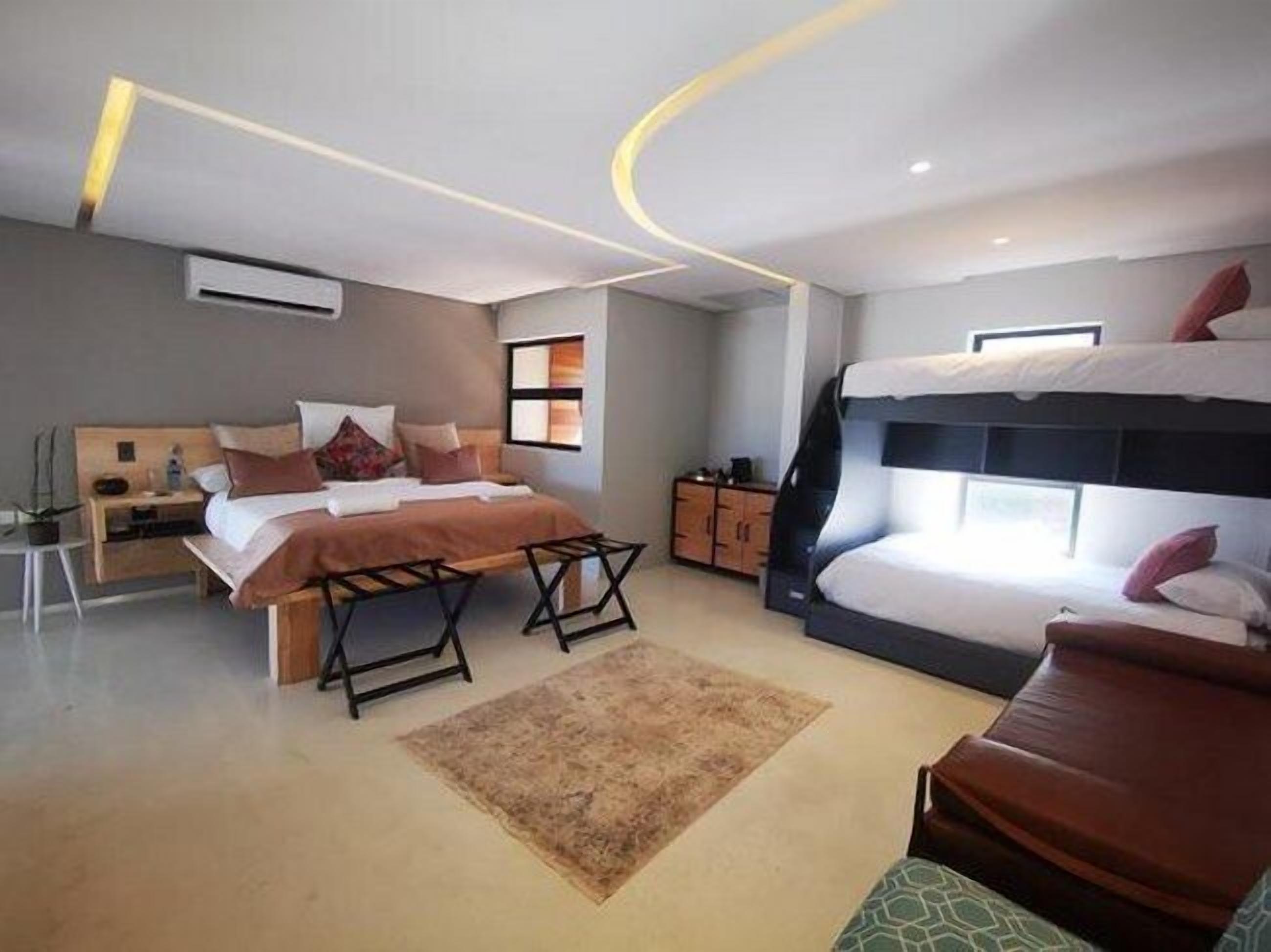 North Star Micro Hotel 3*