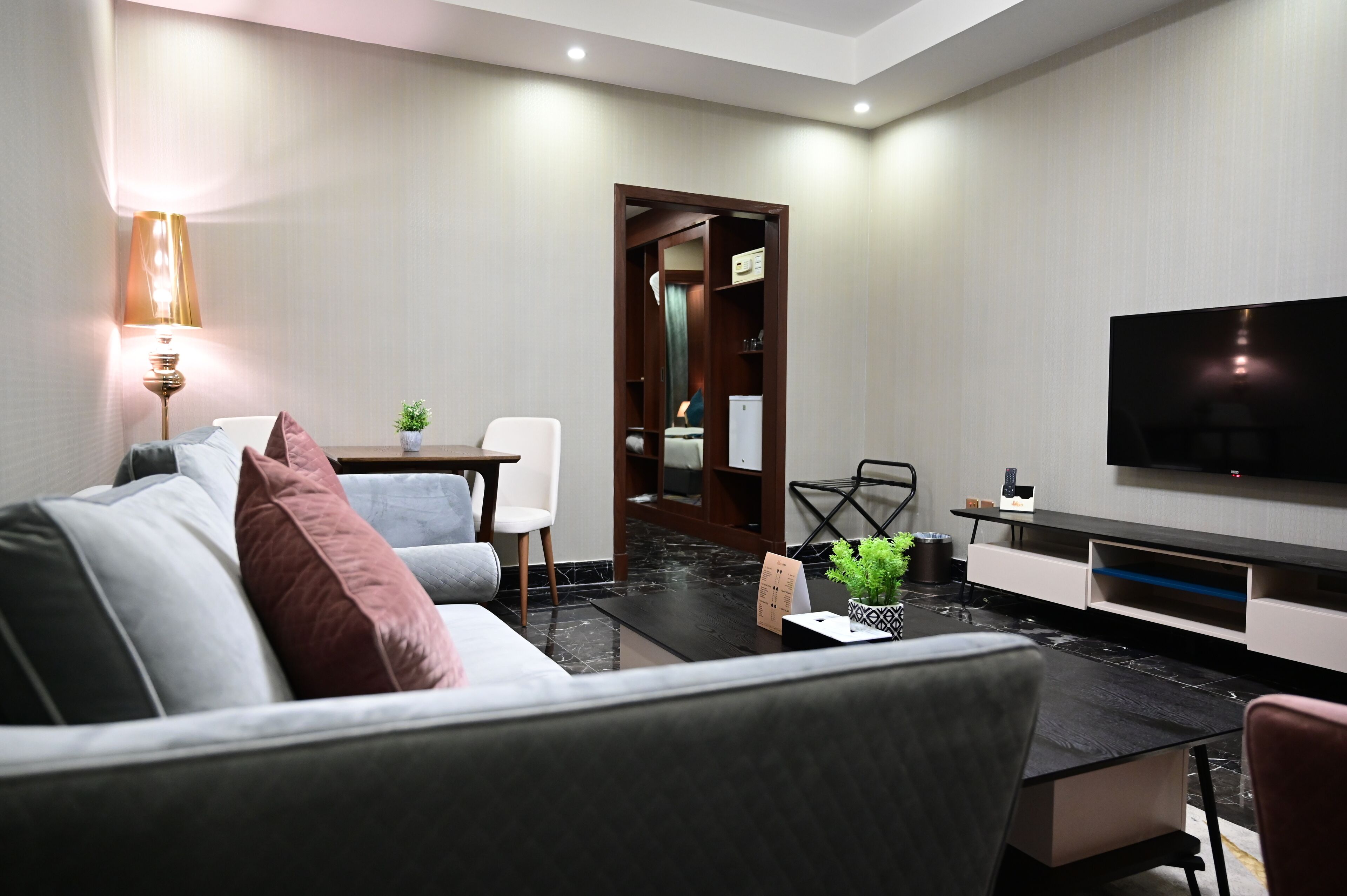 Donatello Hotel Jeddah 4*